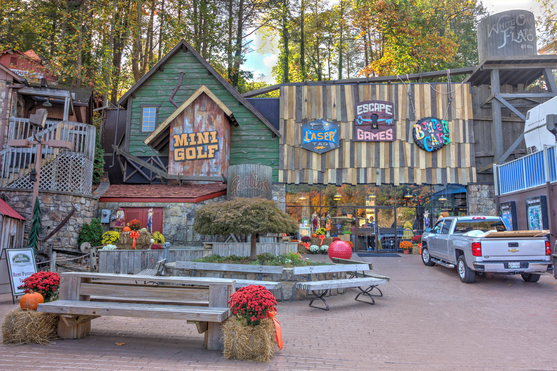 Gatlinburg Attractions: Fort Fun :: Bear Camp Cabin Rentals